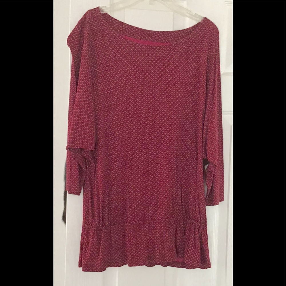 LOFT WOMAN’S PEPLUM TOP